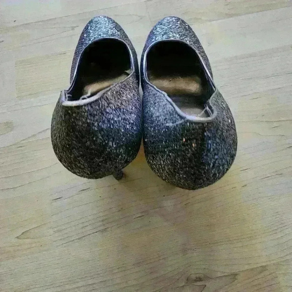 Bakers Grey sliver sparkle heels size 9 - Picture 2 of 9